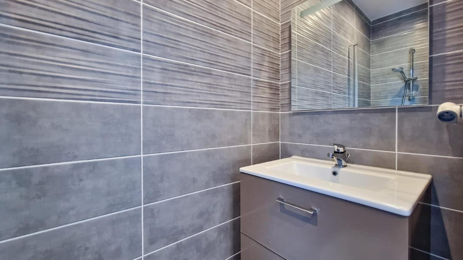 Appartement Plein Centre Bernis Bagian luar foto
